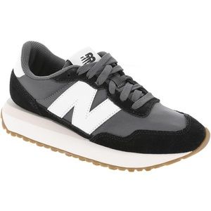 New balance 237 Sneakers, women size 7, black